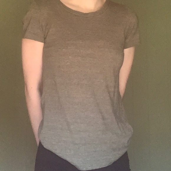 Green T-Shirt - Picture 1 of 4